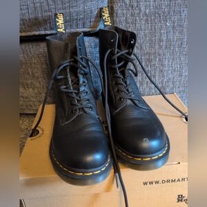 Dr. Martens Women’s Black Soft Leather Bouncing Soles Boots